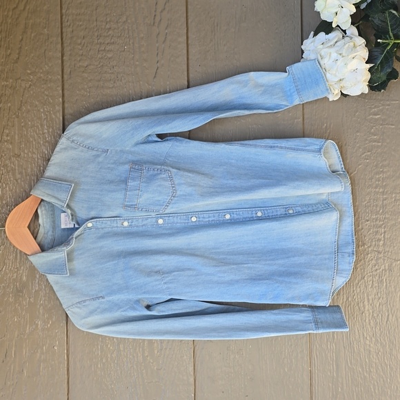 J.Crew Classic Denim Shirt Perfect Fit Button Down Blue Denim Roll Sleeve XS - Picture 3 of 5